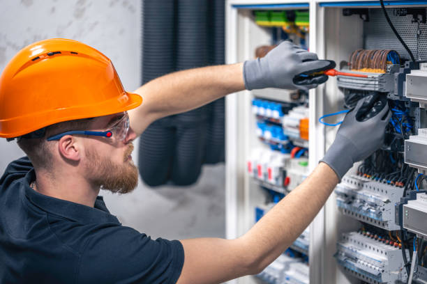 Best 24-Hour Electrician  in Ridgewood, IL